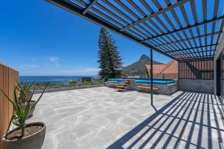 5 Bedroom Property for Sale in Camps Bay Western Cape